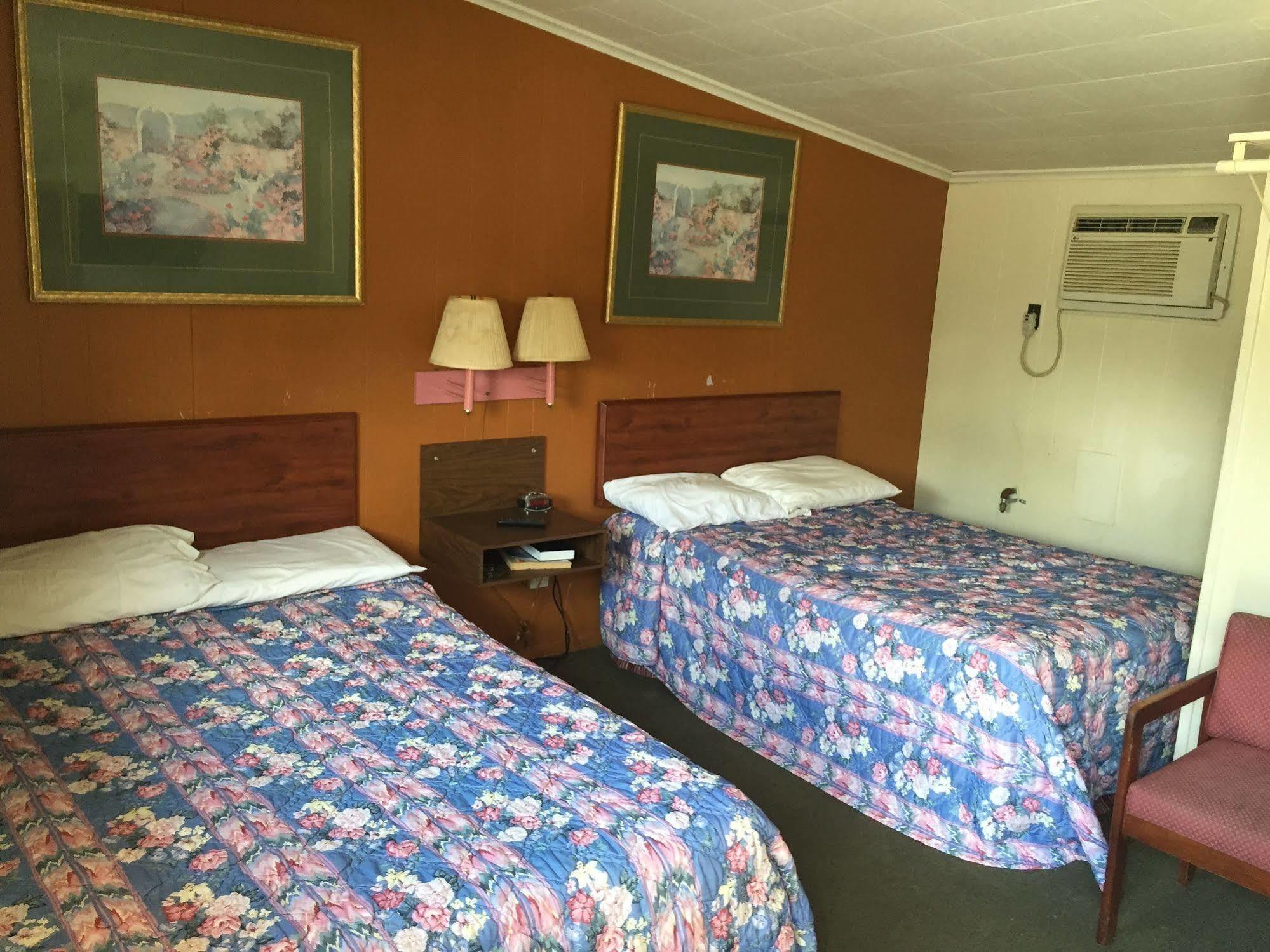 Sparta Motel Экстерьер фото